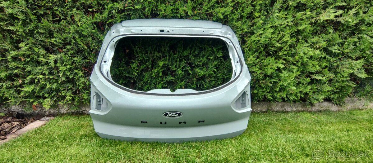 Ford Puma 2 II MK2 2019 - zadna kapota kufor dvere - 2