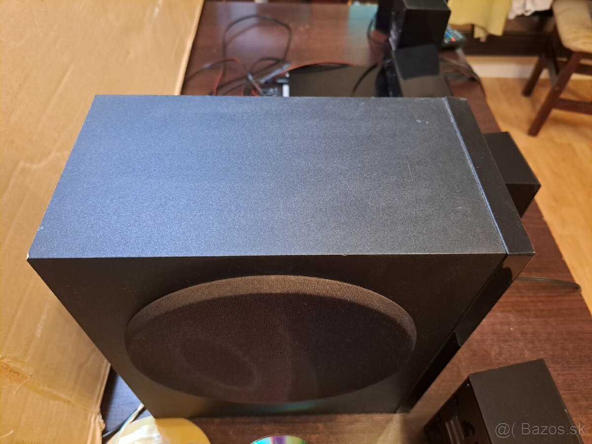 Predám domáce kino Panasonic SA-BTT290 - 2