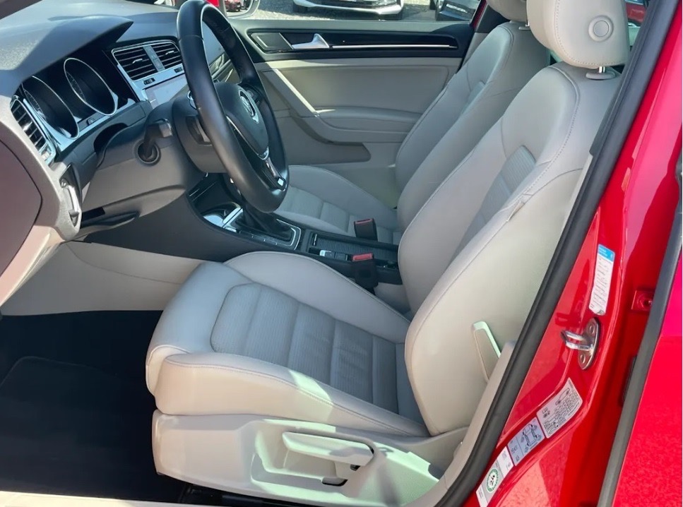 VW Golf 7,5 Variant Highline 2.0TDi, Webasto,Metrix,Ťažné - 2