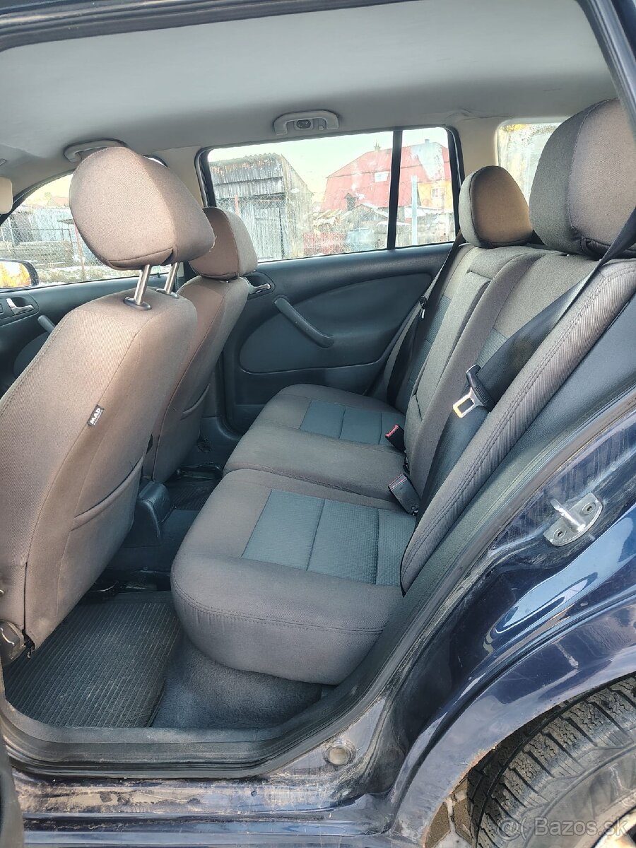 Škoda Octavia 1 - 2