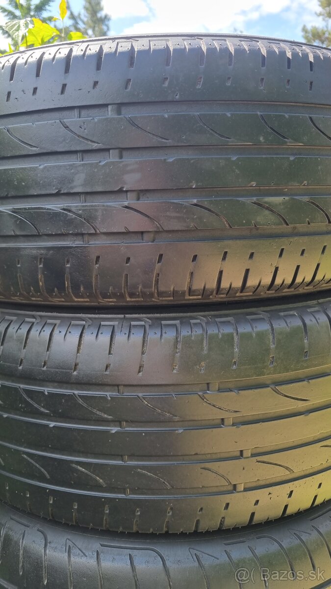 Letne pneumatiky na SUV 235/55/17 - 2