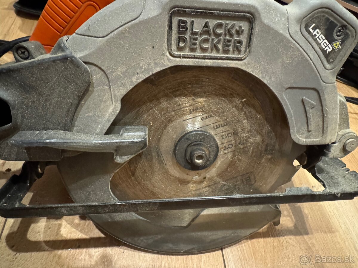 Pokazena okružná píla black&decker - 2