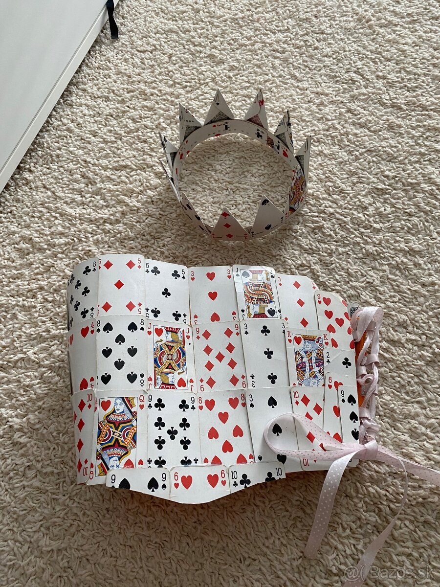 maska srdcova kralovna - 2