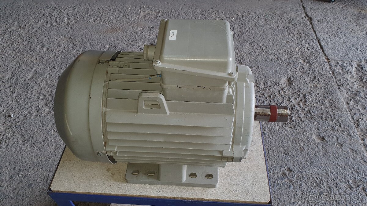 Elektromotor Electro Adda 11 kw, patkový, s brzdou - 2