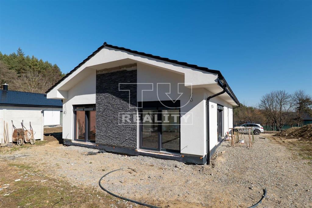 TOP PONUKA - Novostavba 4KK v obci Lietavská Svinná-Babkov - 2