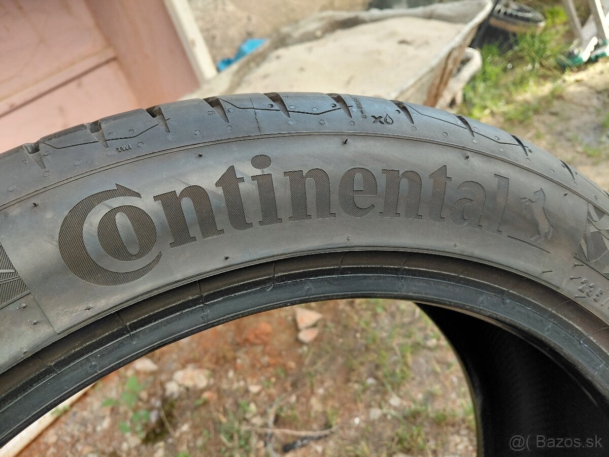 1ks letna Continental 235/45R18 - 2