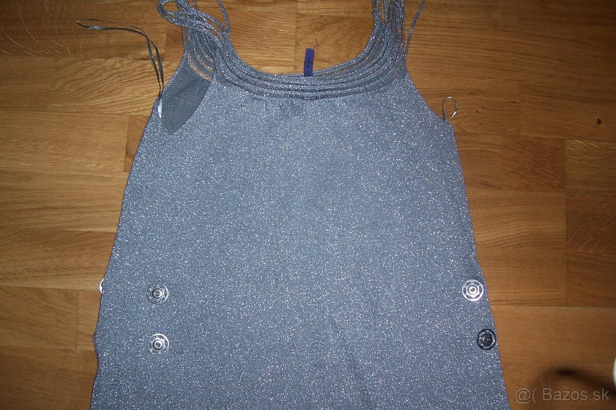 Upletová tunika. - 2