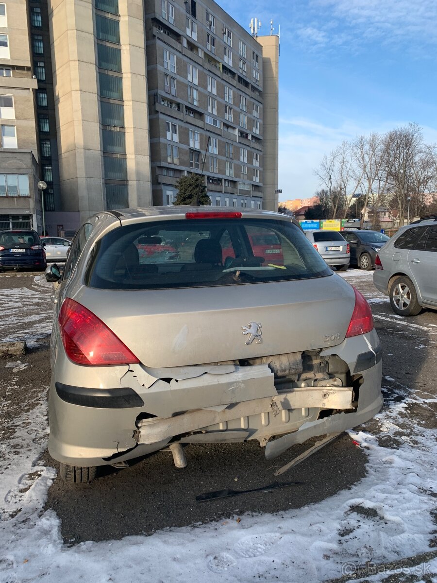 Predám Peugeot 308 PREMIUM 1.6hdi - 2