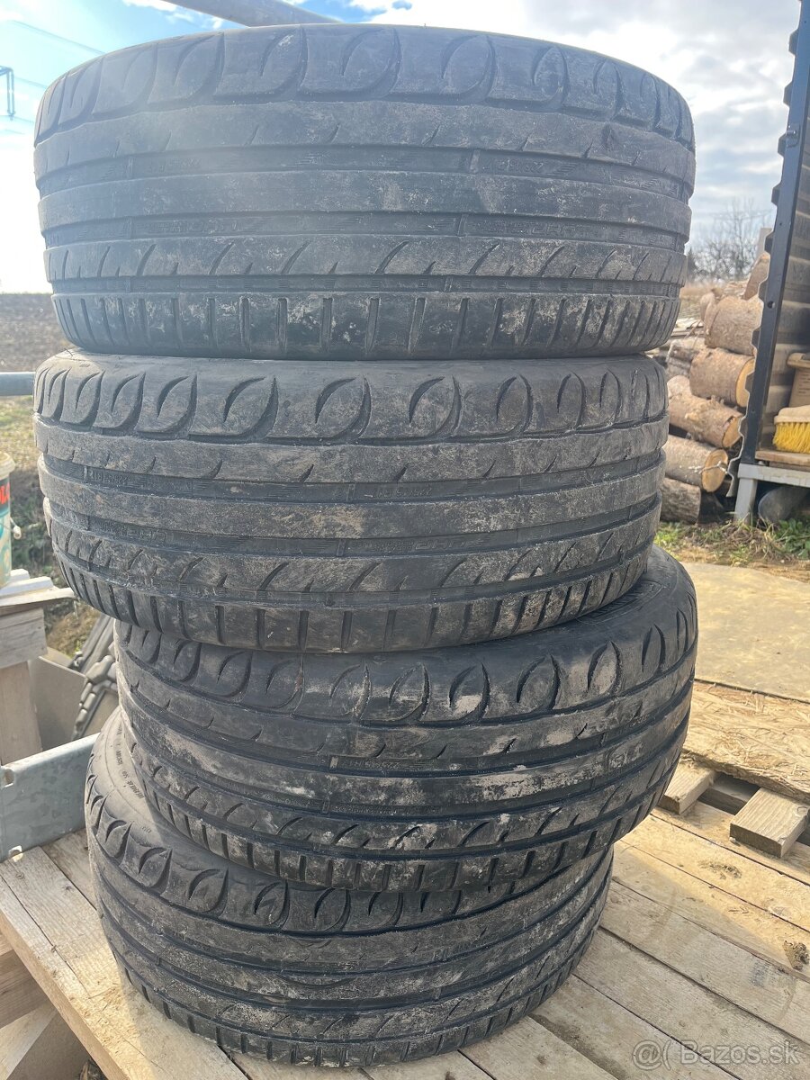 Predám letné pneumatiky 225/45 r17 - 2