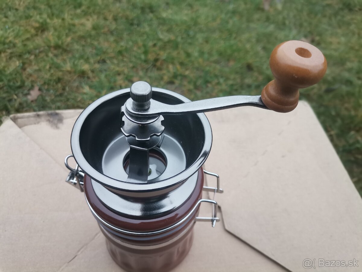 Mlynček na kávu - 2