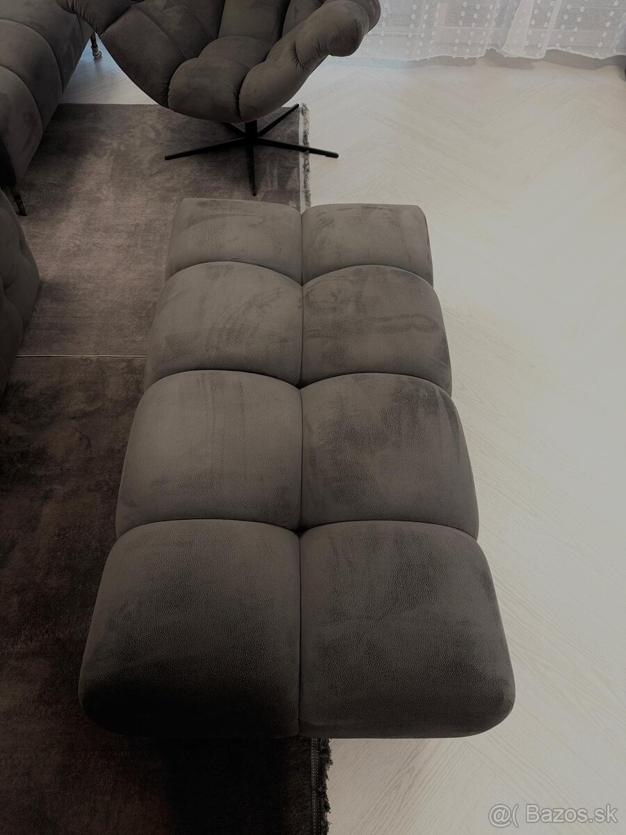 Predam rohovu sedacku - 2