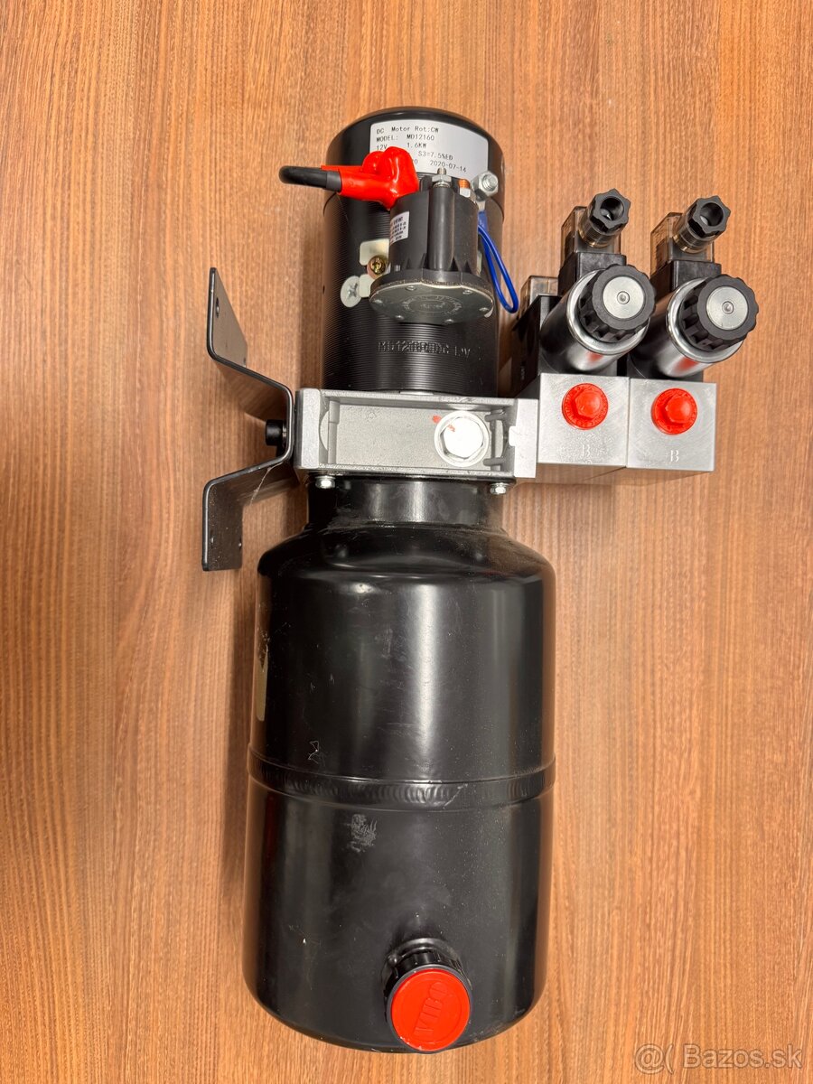 Hydromotor 12V 2sekcie ovládané elektricky - 2
