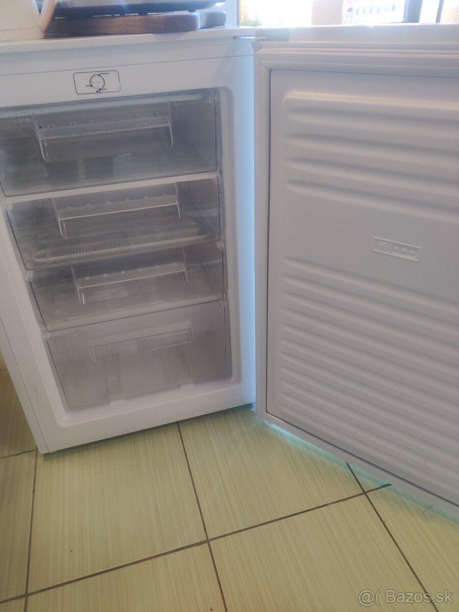 Mraznička 92 l, šuflíková - 2