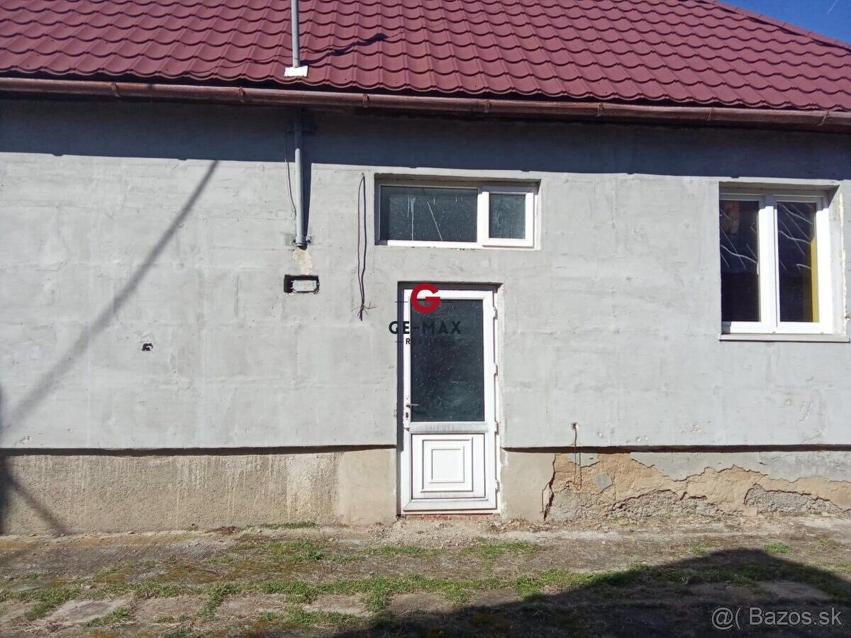 Na predaj: Rodinný dom v Šamudovciach s veľkým pozemkom (196 - 2