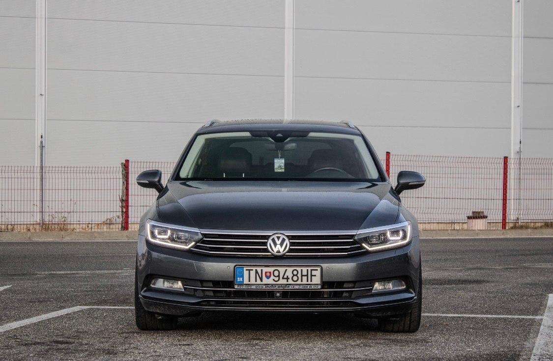VW Volkswagen Passat Variant 2.0TDI DSG - 2