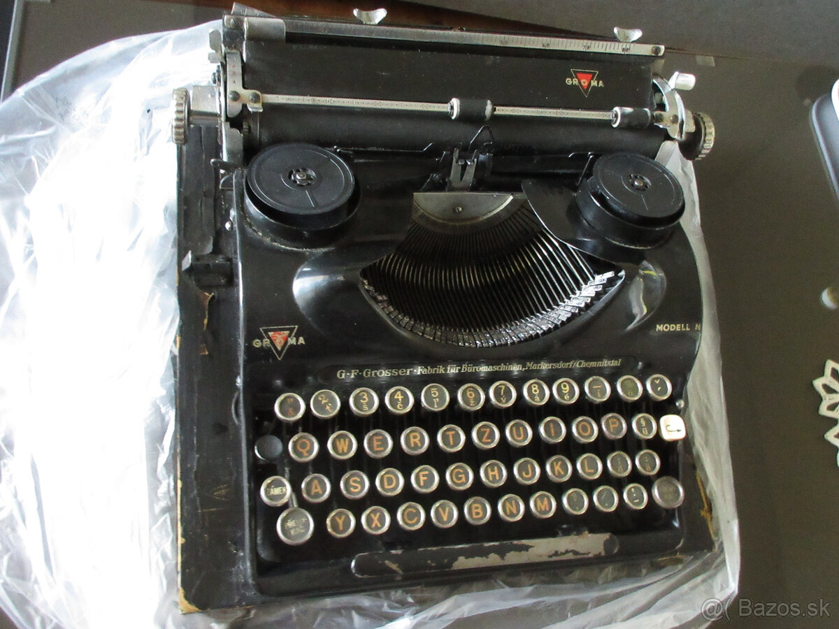 Kufríkový písací stroj GROMA, Modell N, 1.pol.20.stor - 2