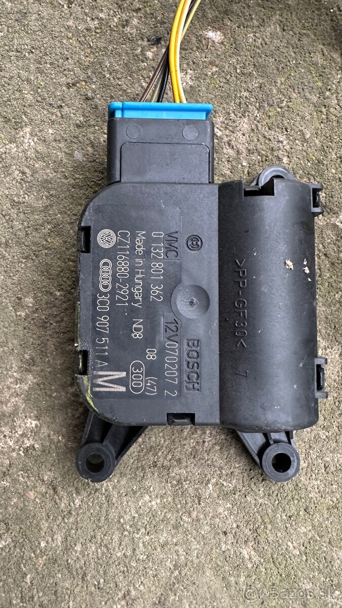 Predám motorceky kúrenia passat b6 - 2