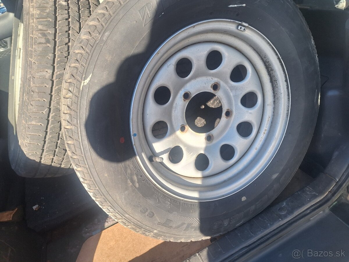 205/70R15 suzuki jimny samurai - 2