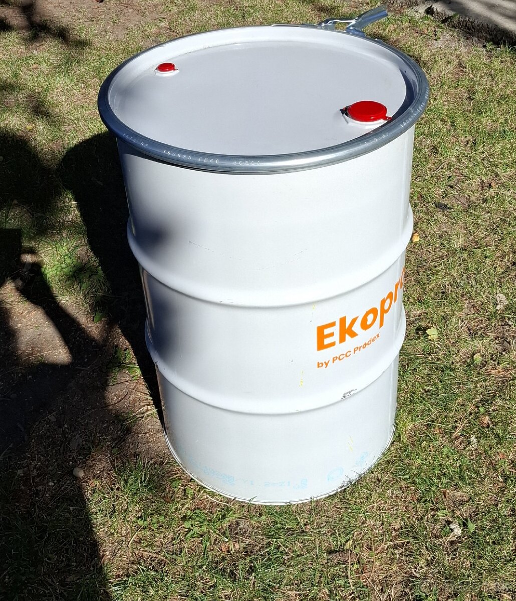 200 l plechové sudy - 2