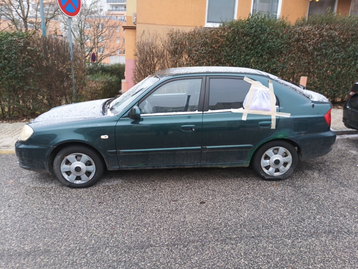 Hyundai accent 1.3 2004 - 2