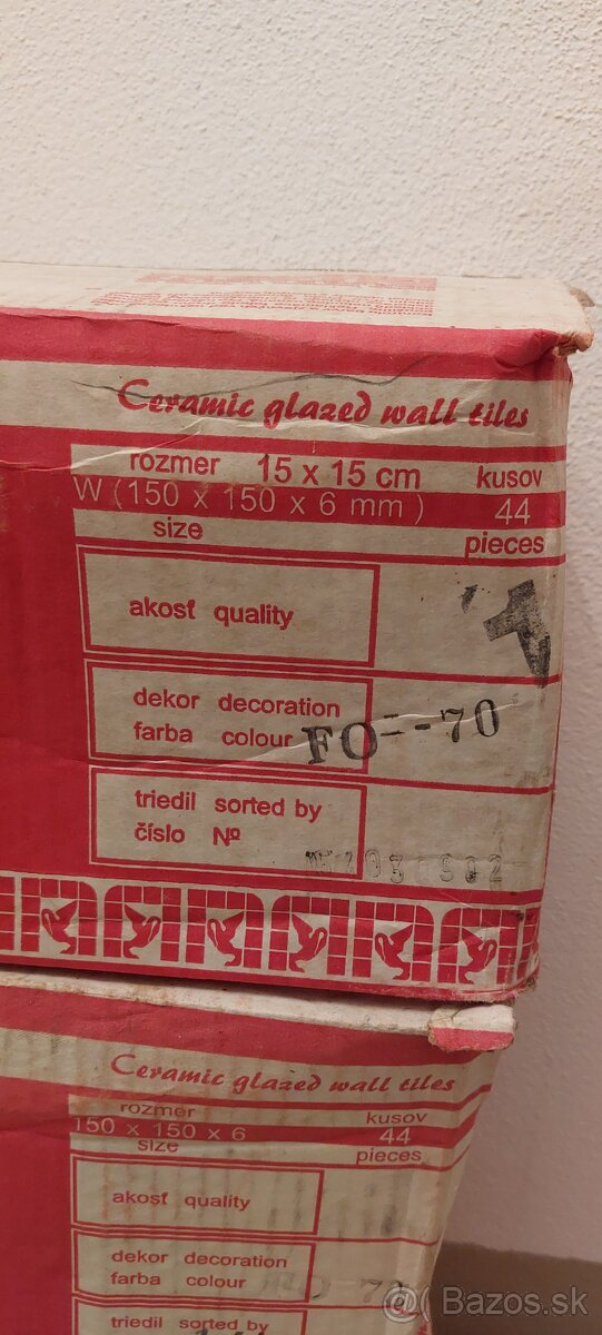 Keramické obkladačky 150 x 150 x 6 mm - 2