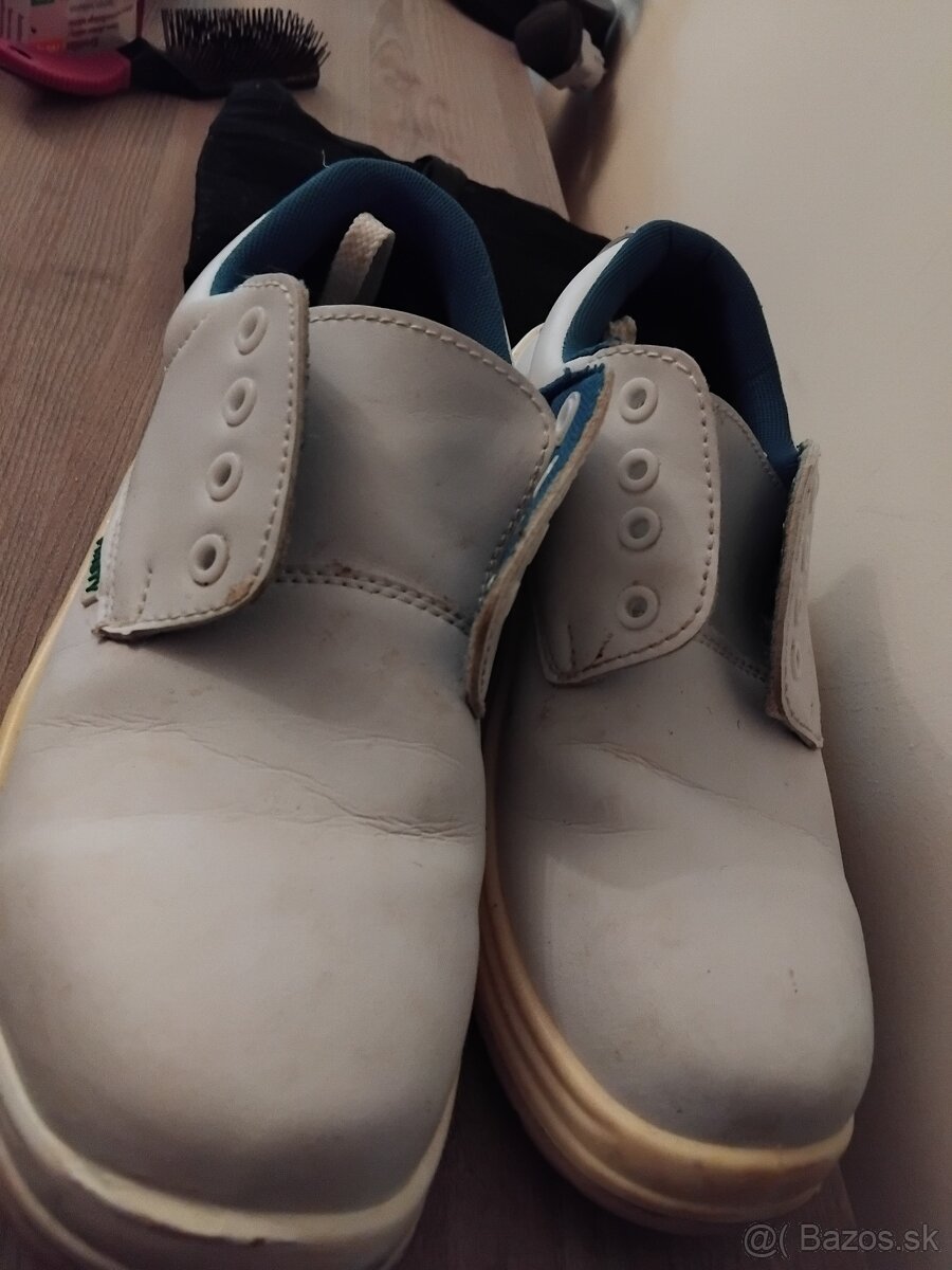 Kucharske topánky a zastera - 2