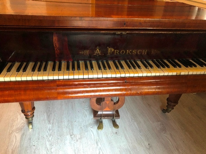 Starožitný klavír piano A. Proksch - 2