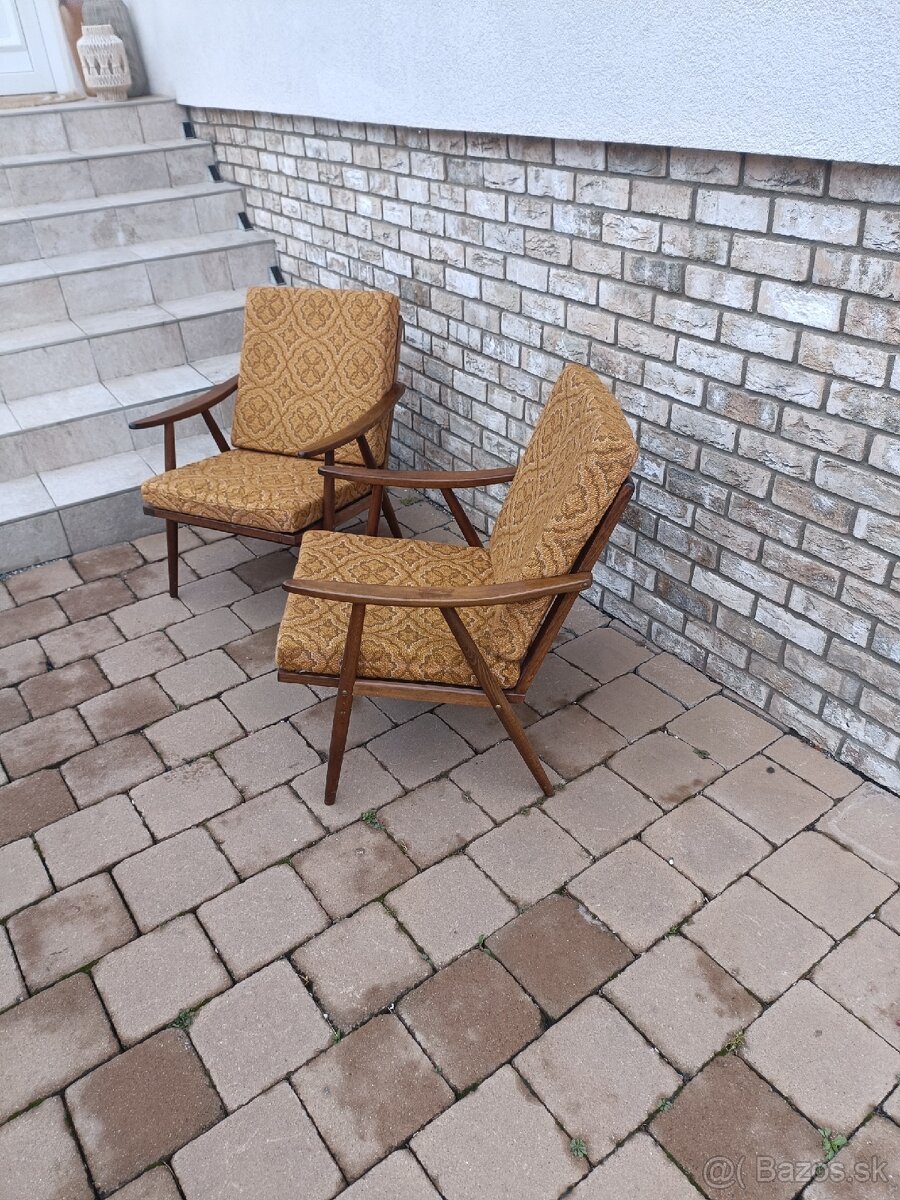 Predam retro kresla Novy domov - 2