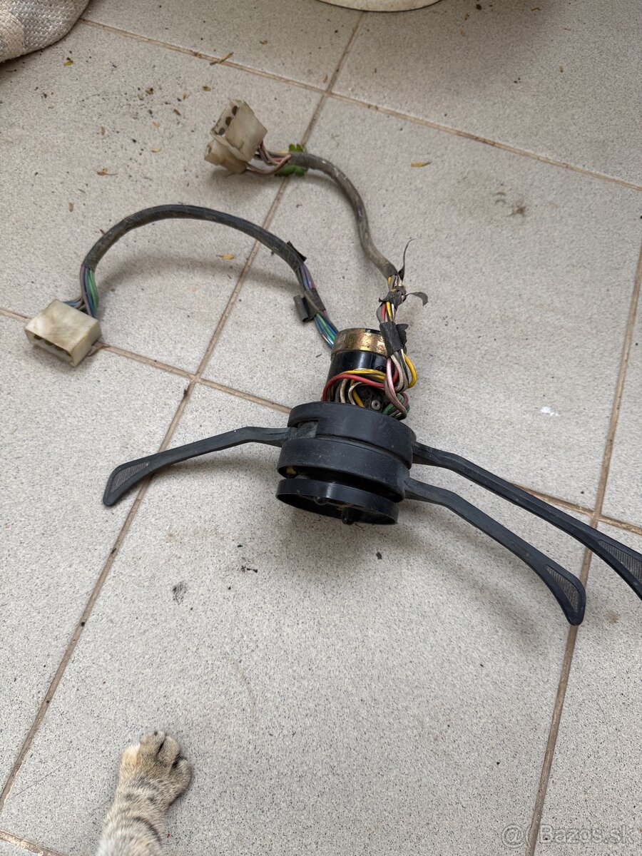 Páčky pod volant Lada - 2