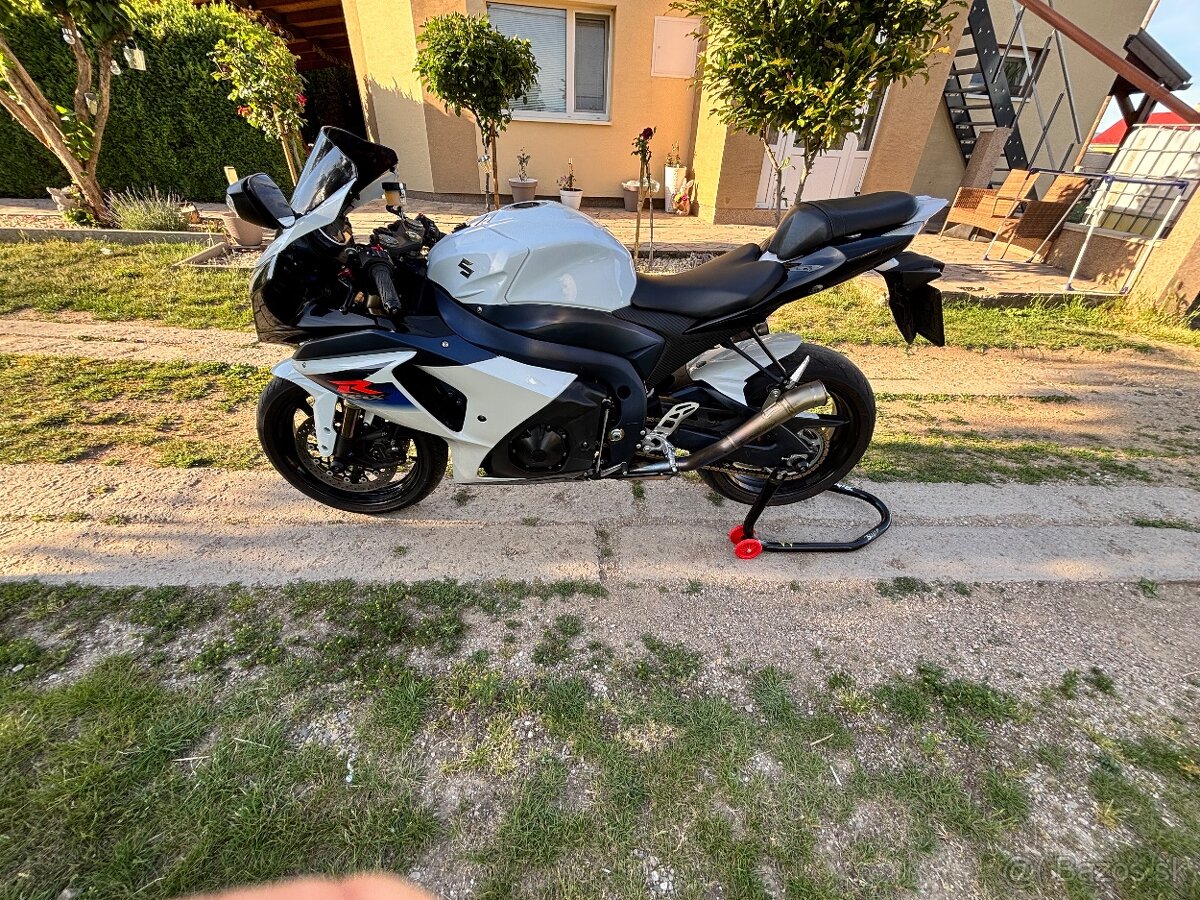 Suzuki GSXR1000 - 2