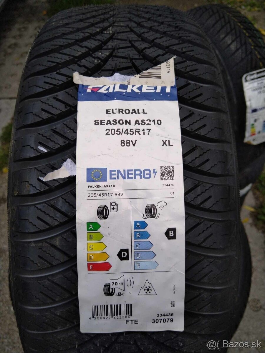 205/45 R 17 celoročné . - 2