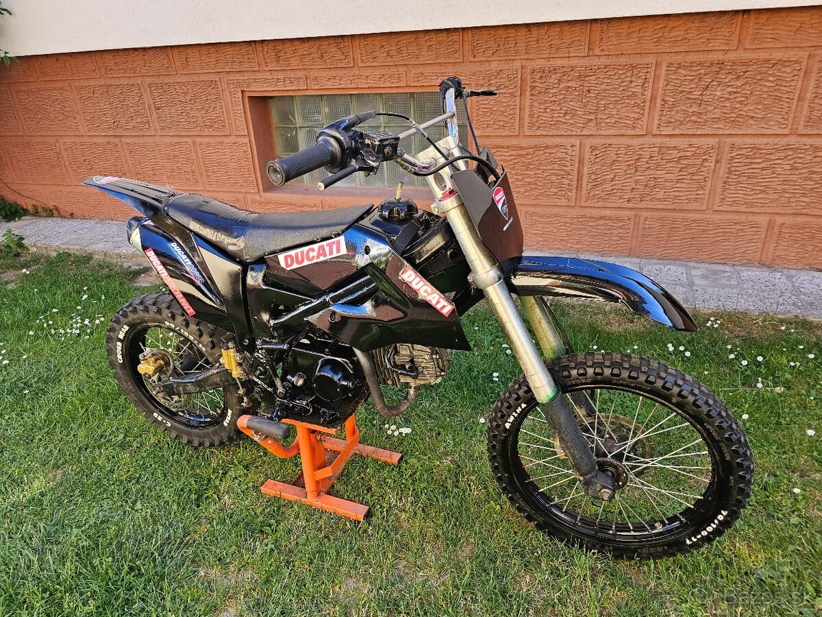 Pitbike 125ccm 4 rýchl.manuál 1N234