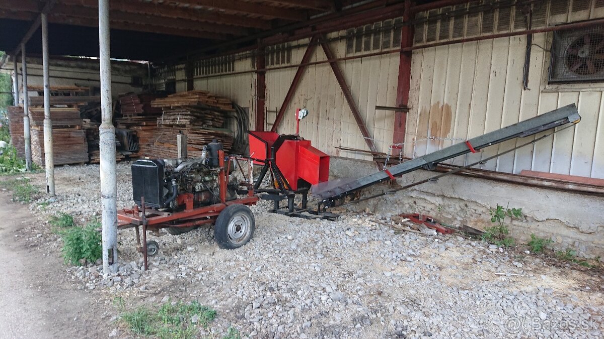 Špalíkovač , štiepkovač za traktor do 16cm - 2