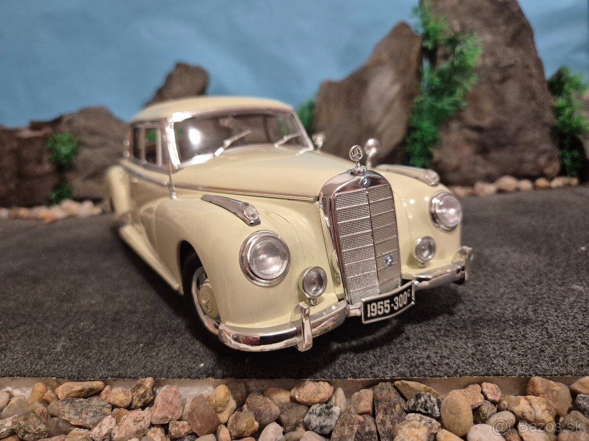 prodám model 1:18 mercedes benz 300C - 2
