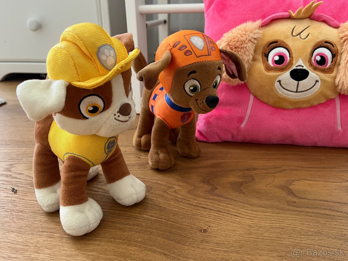 Vankusik a postavicky z lapkovej patroly - 2