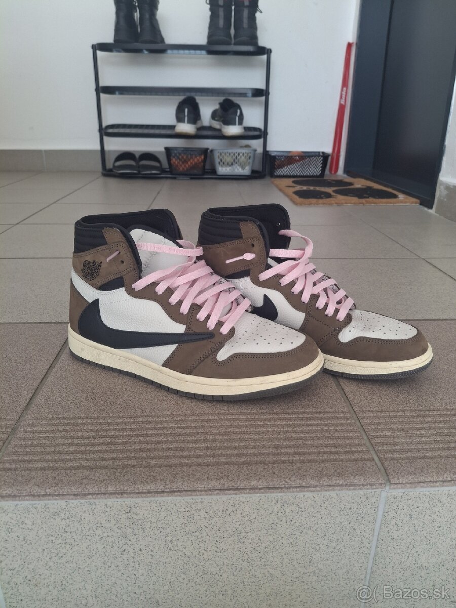 Air Jordan 1 Travis Scott - 2