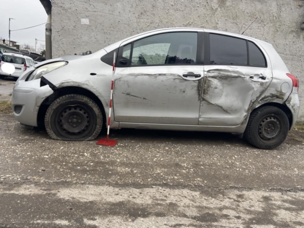 Toyota Yaris 1.0 51kw 2009 - 2