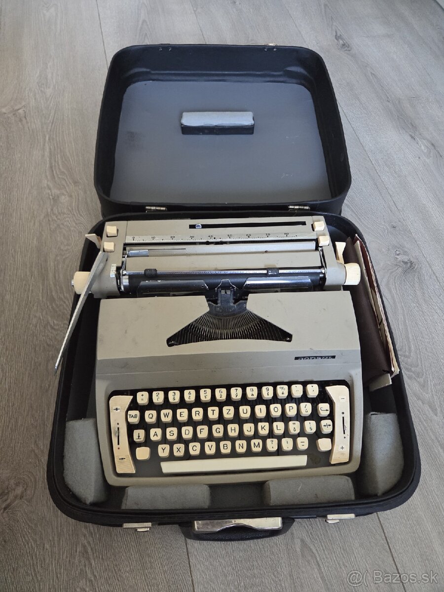 Písací stroj Consul - 2