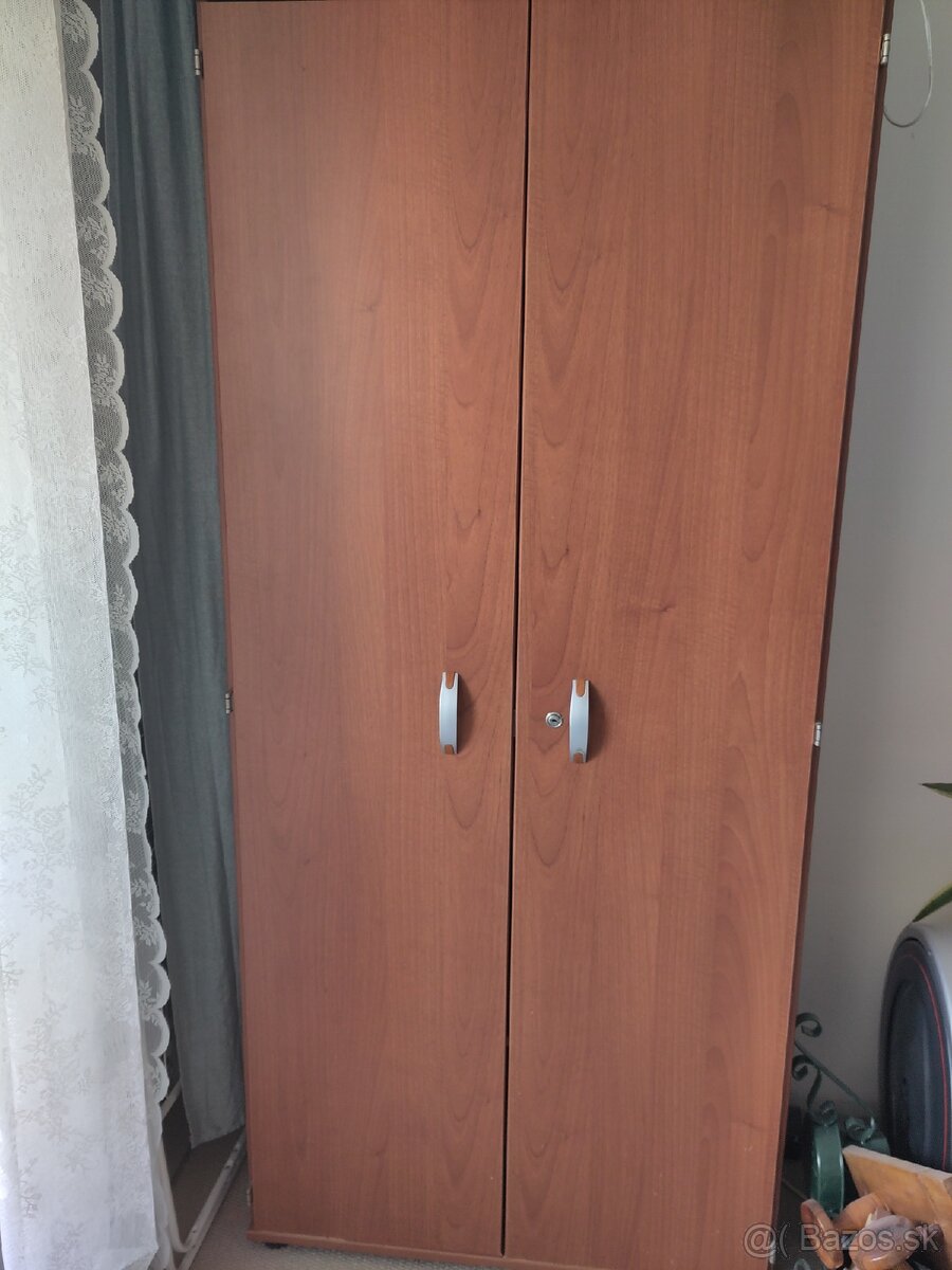 Skriňa na šanony - 2