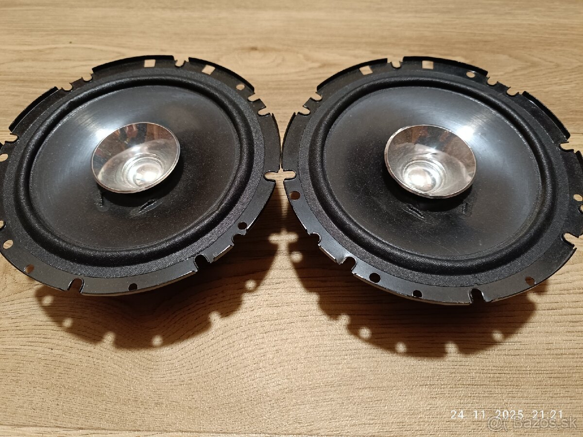 Pioneer TS-G1710F...repra do auta - 2