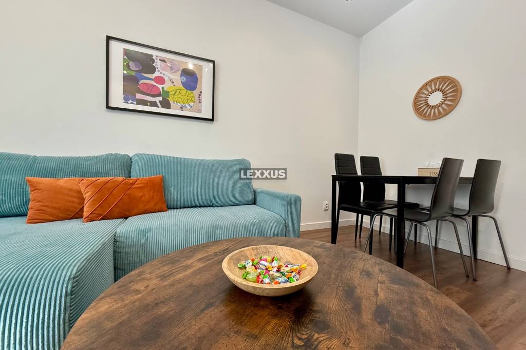 | 2i zariadený byt , Laurinská ul., BA I.- Staré Mesto, 57,3 - 2