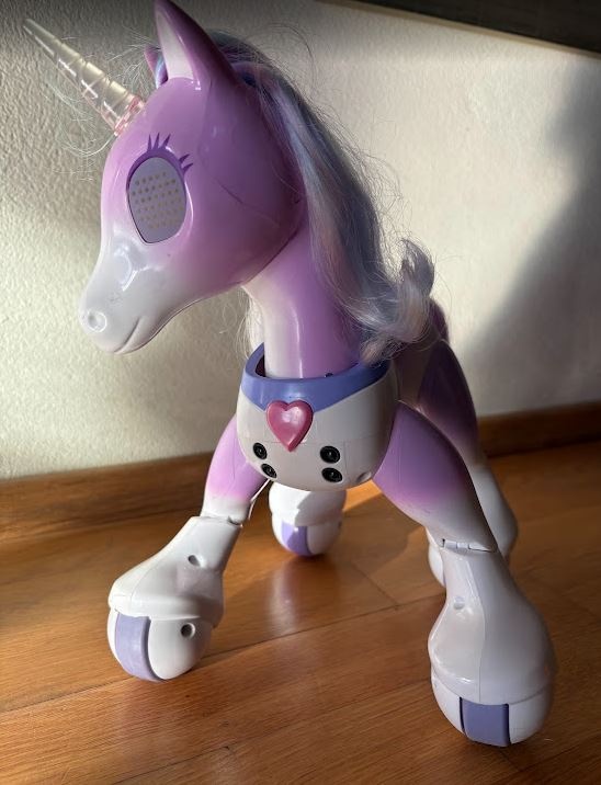 Predám interaktívneho jednorožca Enchanted unicorn Zoomer - 2