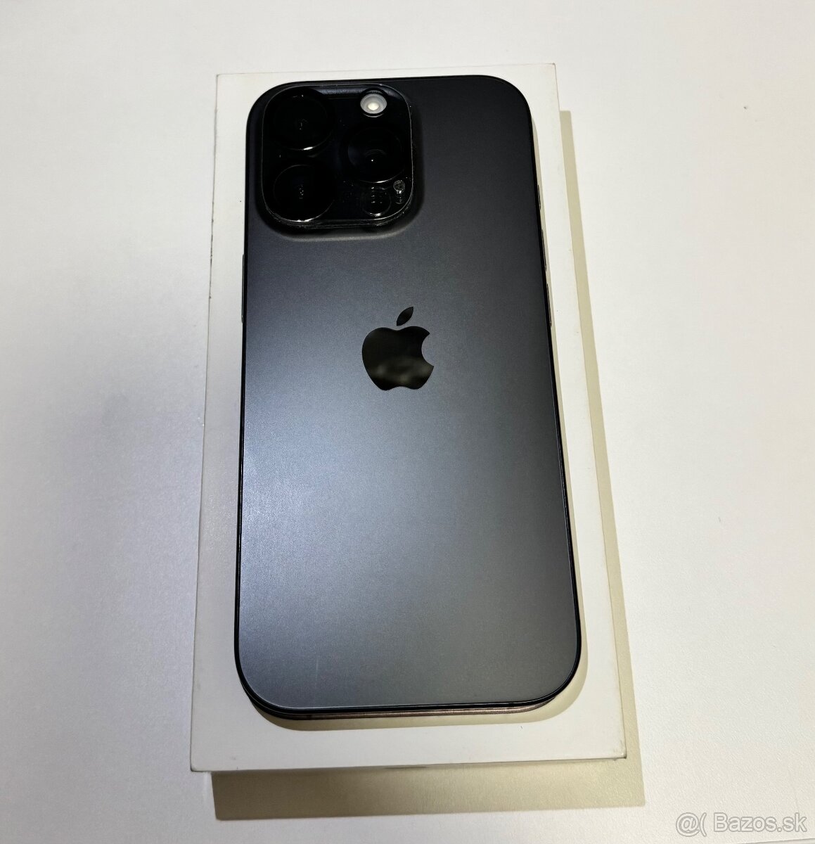 I phone 16 pro - 2