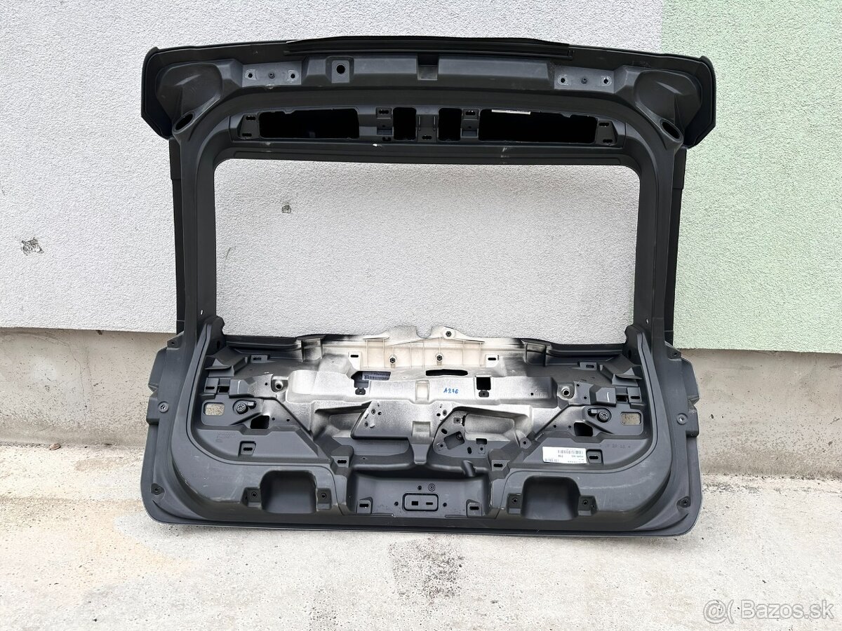 volvo XC60-XC40 zadna kapota - 2