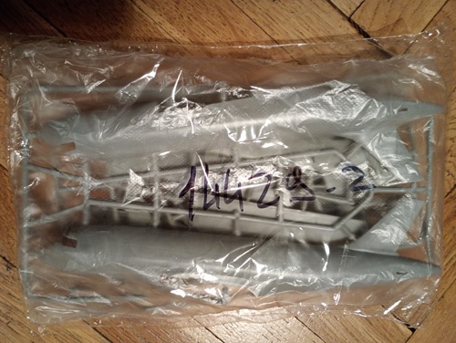 Predám plastikový model Eastern Express 14429 Airbus A318 - 2