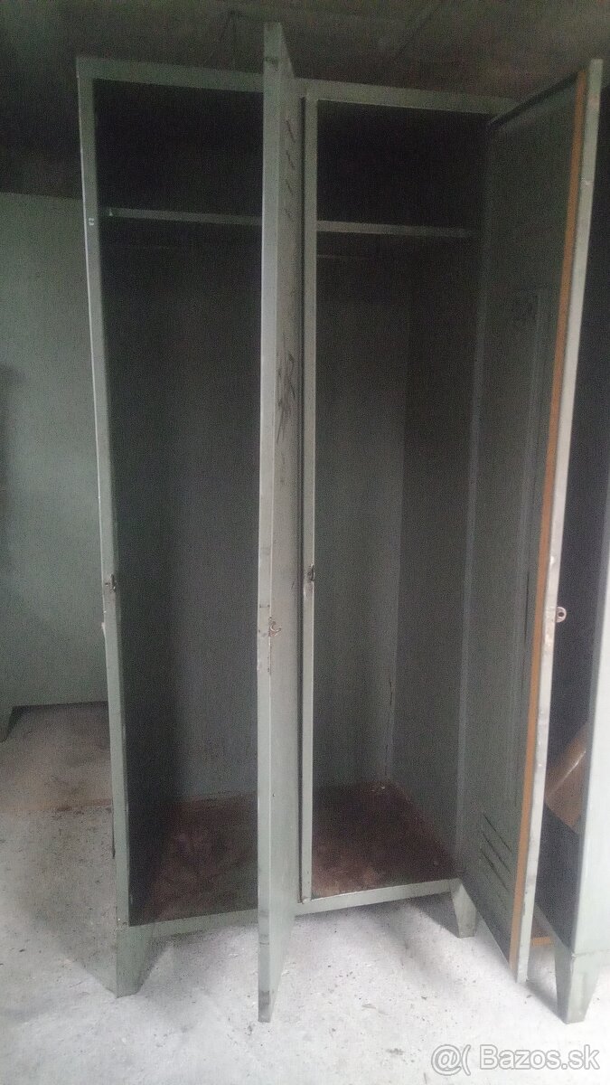 Plechová skriňa - 2