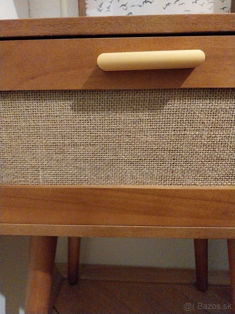 Nočné stolíky - 2
