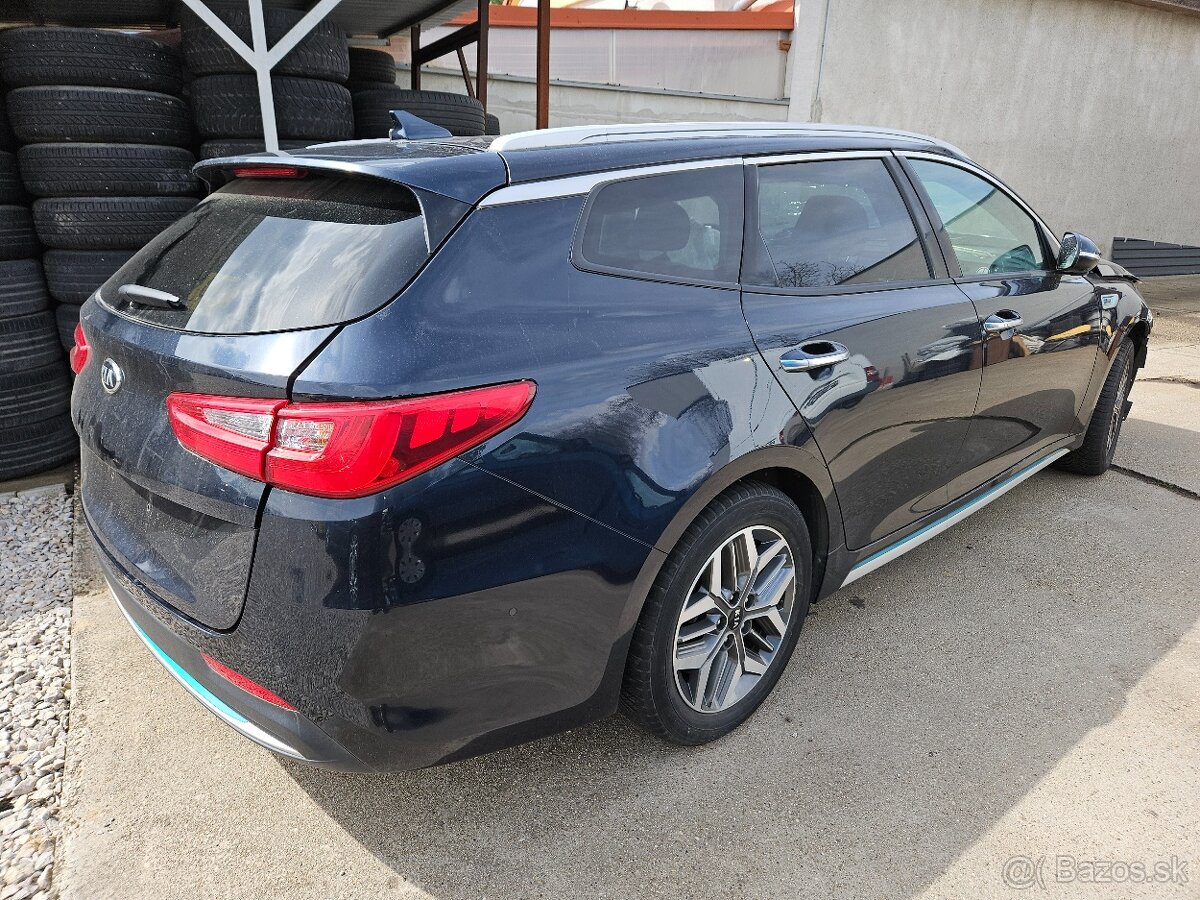 Predám Kia Optima 2,0i plugin hybrid - 2