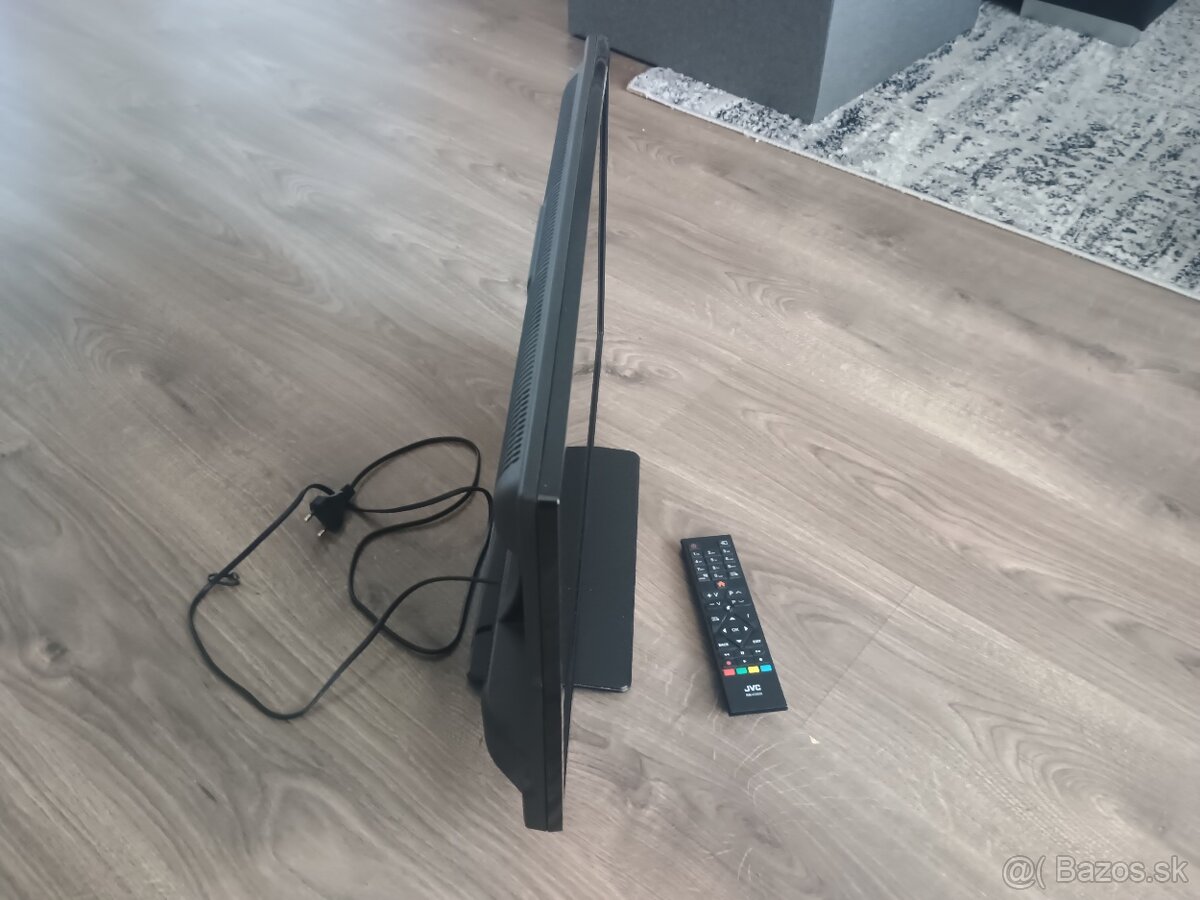 JVC uhlopriečka 60cm - 2