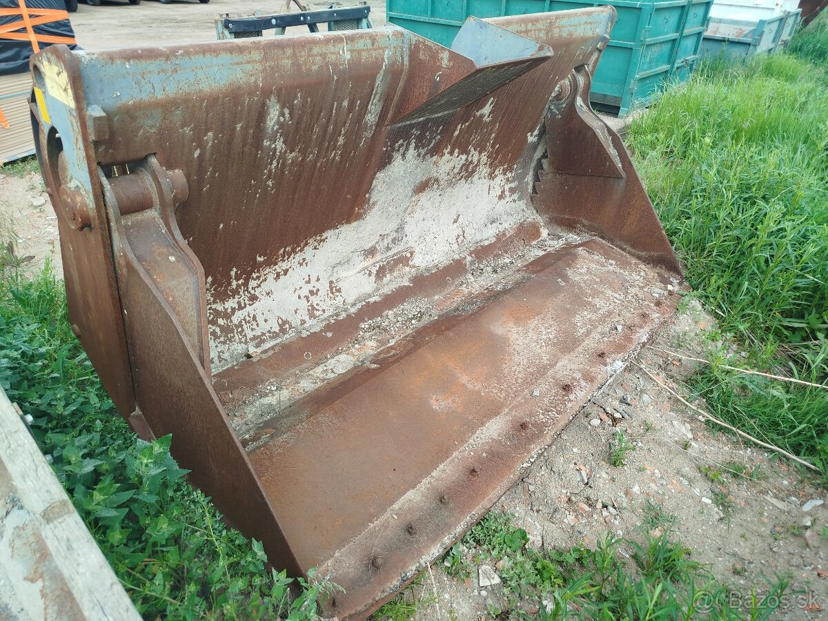 Predám kombinovanú lopatu - 2